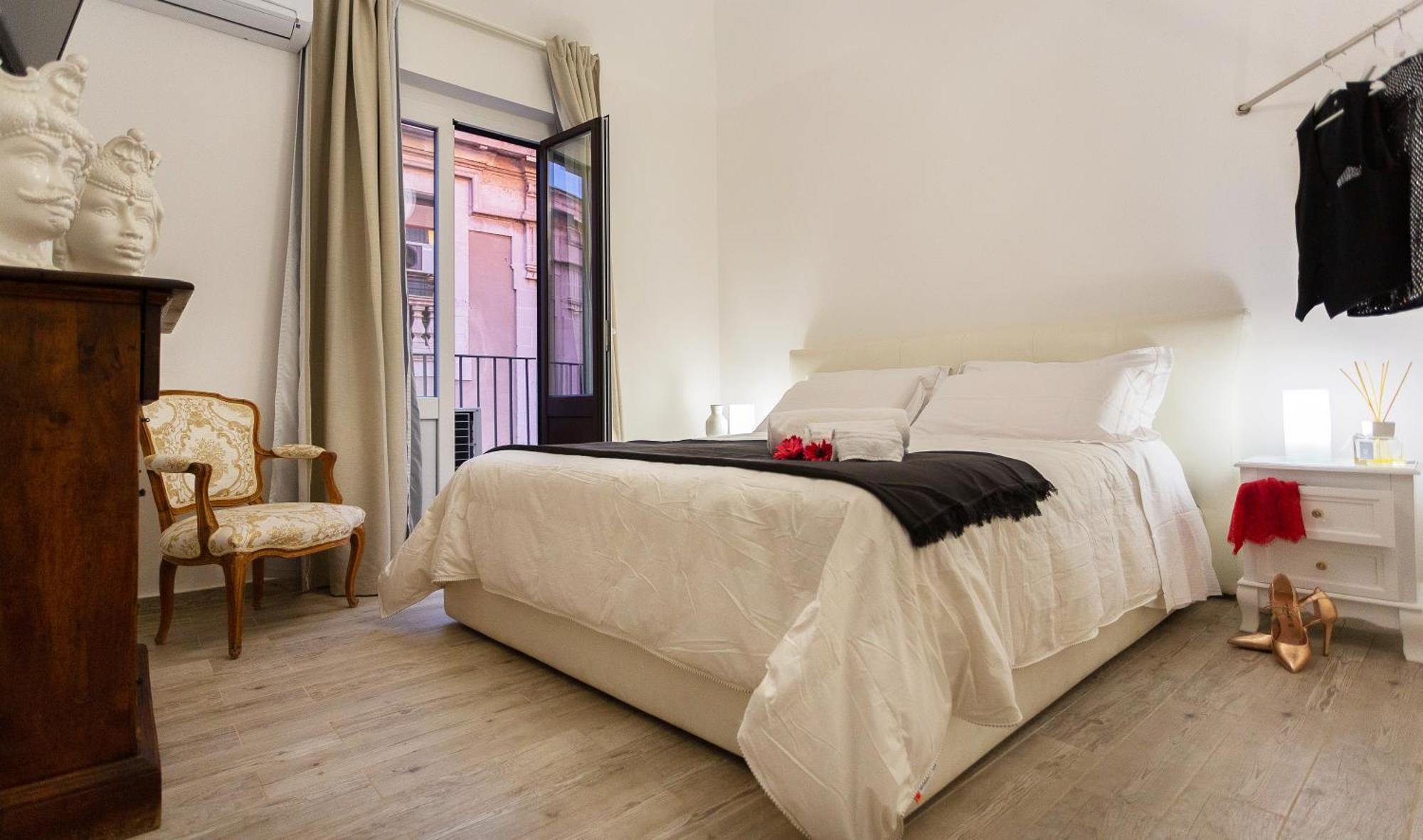 Duomo Luxury Suite Катанія Екстер'єр фото